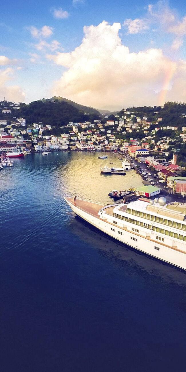 grenada-city-650x1300